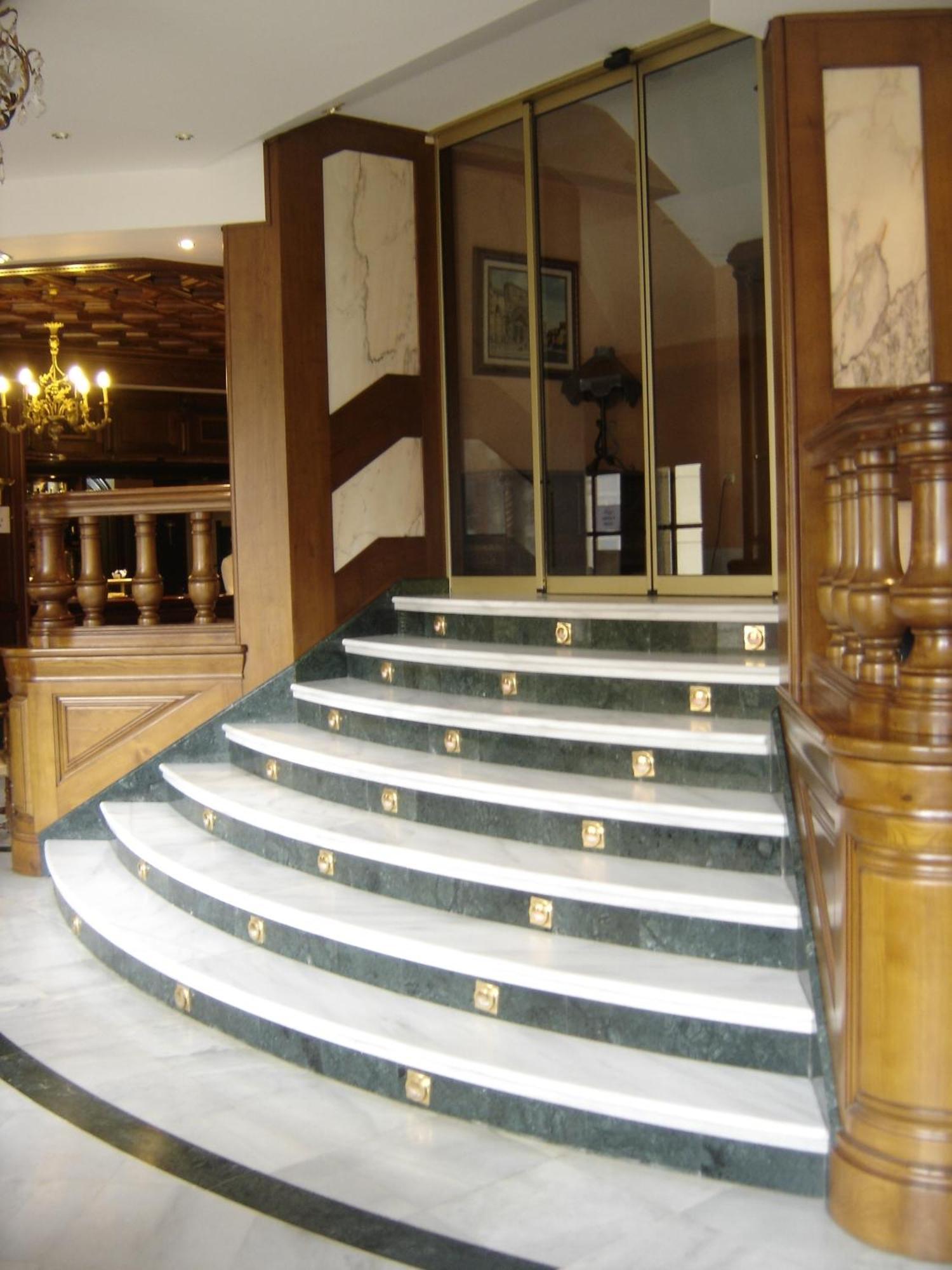 Hotel Aranda اراندا دي دويرو المظهر الخارجي الصورة