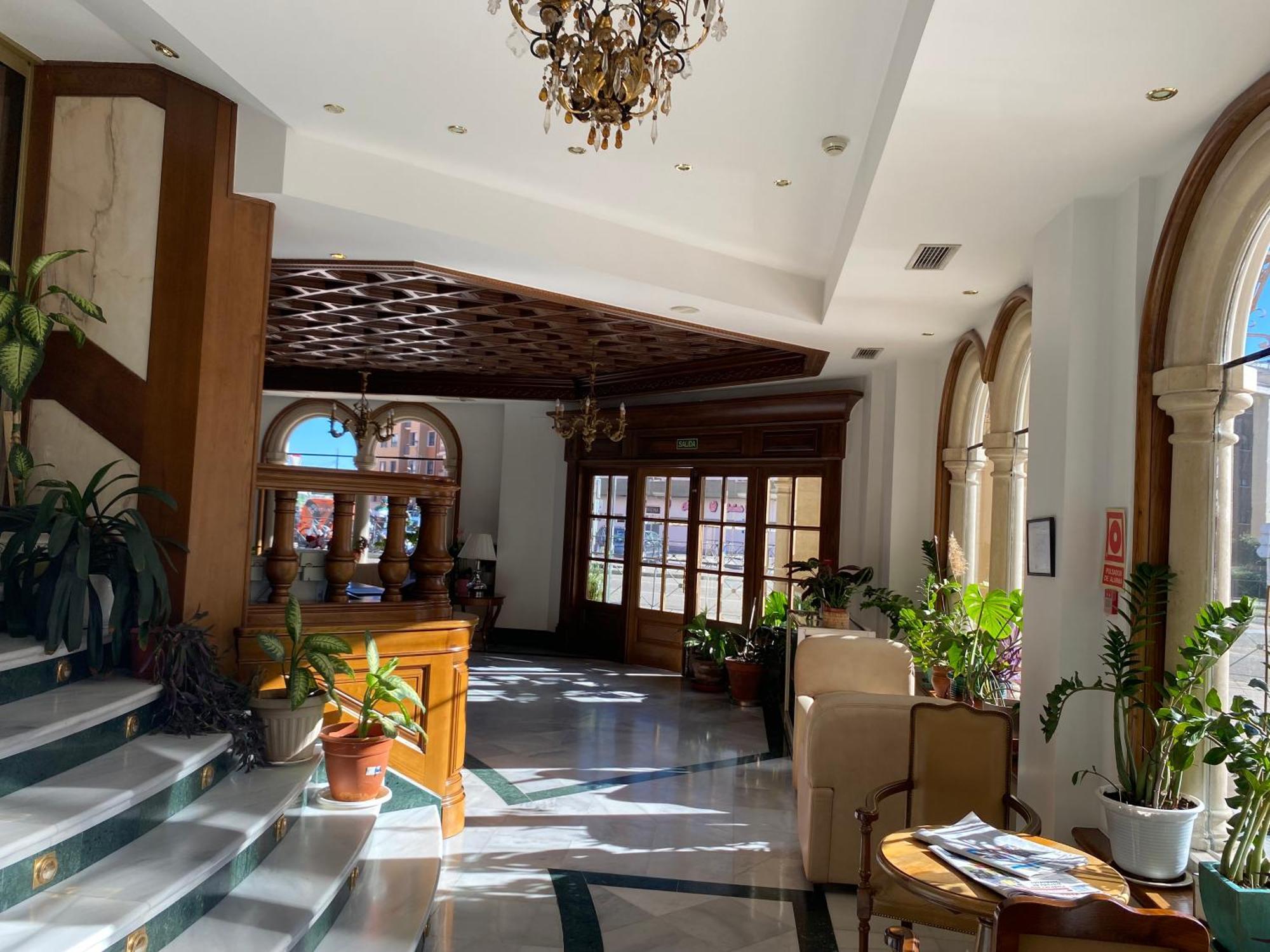 Hotel Aranda اراندا دي دويرو المظهر الخارجي الصورة