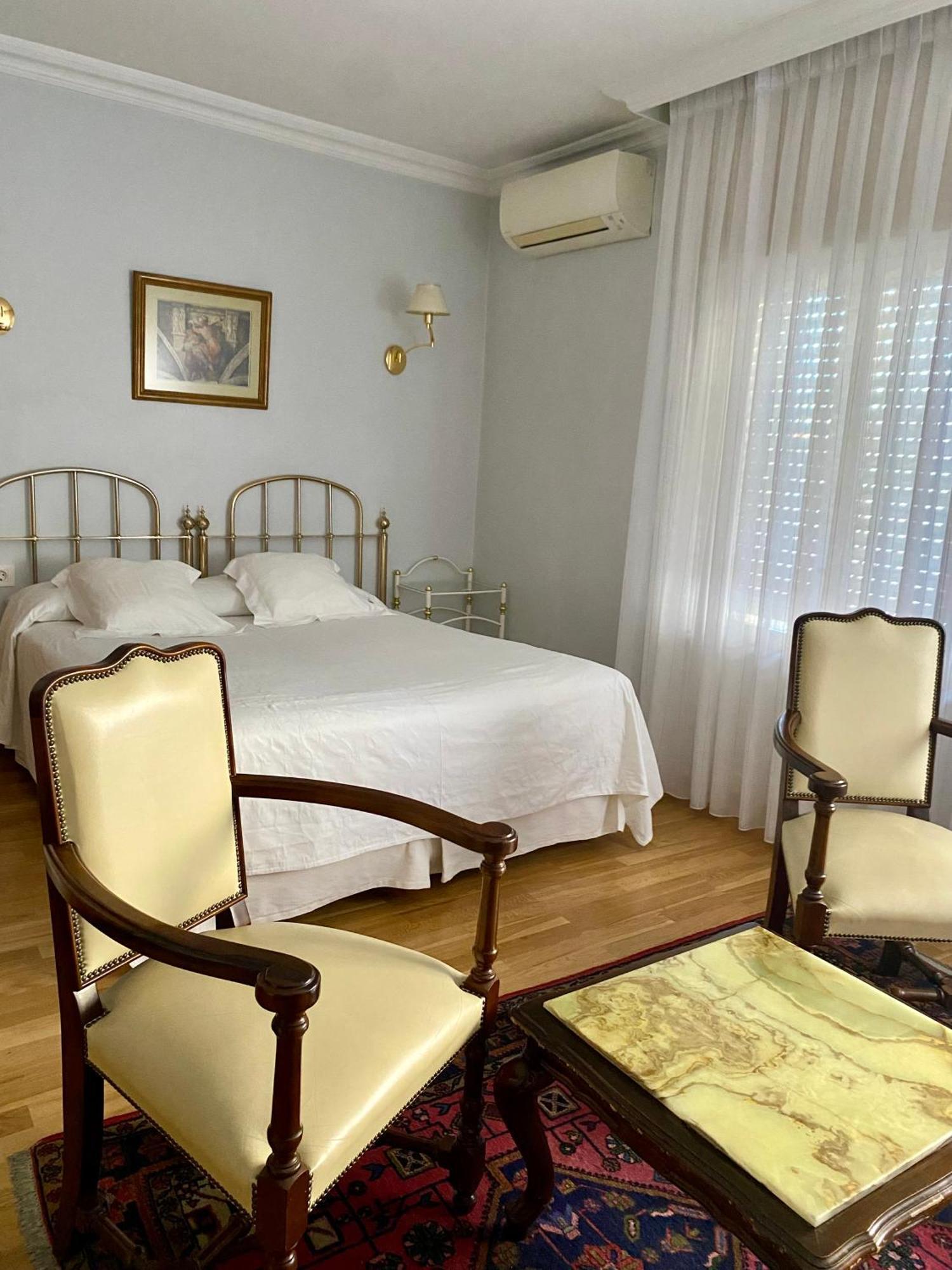 Hotel Aranda اراندا دي دويرو المظهر الخارجي الصورة